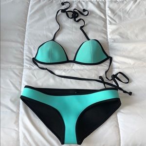 Triangl neoprene bikini
